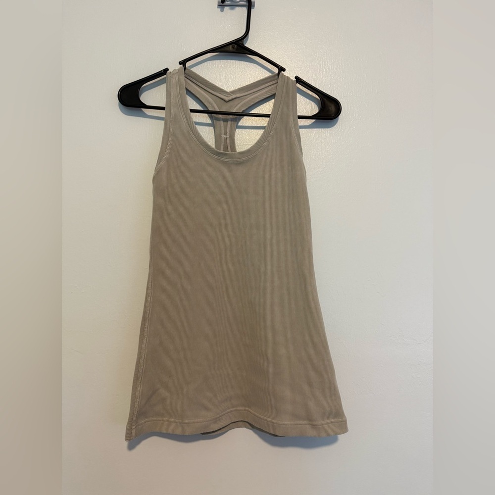 Lululemon Athletica Beige Sleeveless Top Tank Women's (Chest-25'')